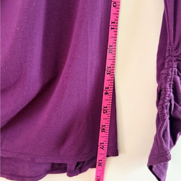 Max Studio Chic Plum Drape Top Stylish Side Ruching Size M - Picture 7 of 9